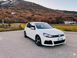 Bianco Usata 2010 VW Golf VI R-line Tre volumi | 5900 € (Buon prezzo)
