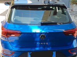 Blu/azzurro Usata 2022 VW T-Roc Life SUV | 21.500 € (Cara)