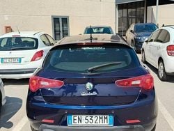 Blu Usata 2012 Alfa Romeo Giulietta Progression Due volumi | 6900 € (Buon prezzo)