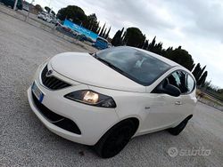 Bianco Usata 2022 Lancia Ypsilon Gold Due volumi | 8950 € (Ottimo prezzo)