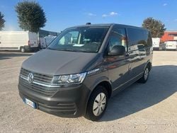 Grigio Usata 2022 VW Caravelle Trendline Monovolume | 29.500 € (Buon prezzo)