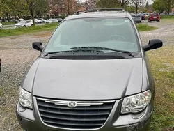Usata 2006 Chrysler Voyager Monovolume | 5000 € (Cara)