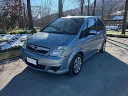 Argento Usata 2006 Opel Meriva Cosmo Monovolume | 1900 € (Buon prezzo)