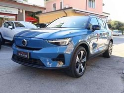 Blu/azzurro Usata 2022 Volvo XC40 Core SUV | 23.500 € (Buon prezzo)