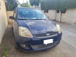 Blu Usata 2008 Ford Fiesta Due volumi | 800 € (Super prezzo)