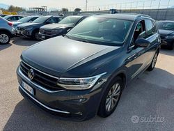 Grigio Usata 2022 VW Tiguan Life SUV | 21.990 € (Super prezzo)