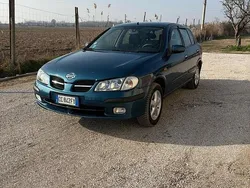 Usata 2002 Nissan Almera Due volumi | 1500 €