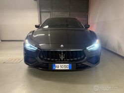 Grigio Usata 2021 Maserati Ghibli Tre volumi | 51.900 € (Buon prezzo)