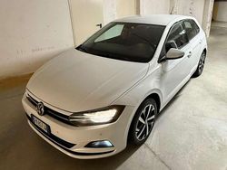 Bianco Usata 2018 VW Polo Trendline Tre volumi | 12.500 € (Cara)