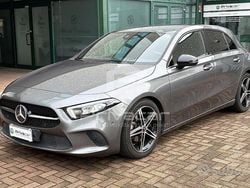 Grigio Usata 2020 Mercedes A180 Tre volumi | 21.990 € (Buon prezzo)