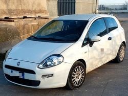 Bianco Usata 2015 Fiat Grande Punto Due volumi | 3000 €