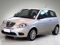 Grigio Usata 2011 Lancia Ypsilon Due volumi | 4950 € (Buon prezzo)