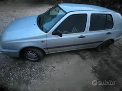 Usata 1996 VW Golf III Tre volumi | 2200 € (Ottimo prezzo)