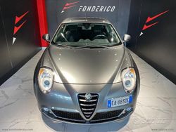 Grigio Usata 2010 Alfa Romeo MiTo Distinctive Due volumi | 3500 € (Buon prezzo)