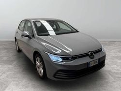 Grigio Usata 2020 VW Golf Trendline Tre volumi | 18.900 € (Buon prezzo)