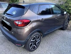 Usata 2015 Renault Captur SUV | 8500 € (Buon prezzo)