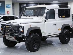 Bianco Usata 2006 Land Rover Defender SUV | 26.900 € (Cara)