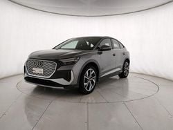 Grigio tifone metallizzato Usata 2024 Audi Q4 e-tron S-Line SUV | 42.900 € (Super prezzo)