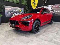 Rosso carminio Usata 2020 Porsche Macan Turbo Performance Package SUV | 69.990 € (Molto cara)