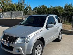 Grigio Usata 2009 Suzuki Grand Vitara SUV | 15.000 €