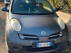 Grigio Usata 2005 Nissan Micra Tre volumi | 900 € (Buon prezzo)