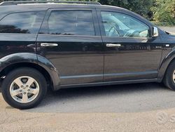 Nero Usata 2009 Dodge Journey SUV | 4500 € (Cara)