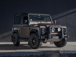 Marrone Usata 2013 Land Rover Defender Station wagon | 46.000 €