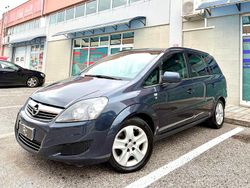 Grigio Usata 2010 Opel Zafira Cosmo Monovolume | 2590 € (Buon prezzo)