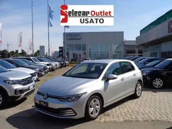Argento Usata 2021 VW Golf Life Tre volumi | 22.500 € (Buon prezzo)