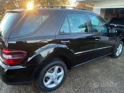 Nero Usata 2008 Mercedes ML320 SUV | 10.000 €
