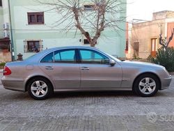 Grigio Usata 2002 Mercedes E270 Avantgarde Tre volumi | 5500 € (Buon prezzo)