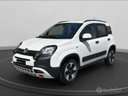 Bianco divino Usata 2024 Fiat Panda Cross Cross Due volumi | 14.550 € (Buon prezzo)