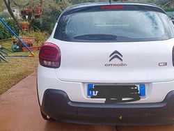 Usata 2018 Citroën C3 PureTech Tre volumi | 9490 € (Buon prezzo)