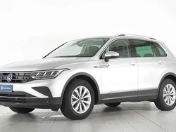 Argento Usata 2023 VW Tiguan Life SUV | 32.800 € (Buon prezzo)