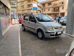 Grigio Usata 2010 Fiat Panda Emotion Due volumi | 4300 € (Buon prezzo)