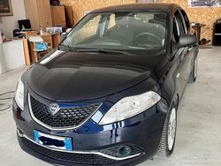 Blu Usata 2016 Lancia Ypsilon Gold Due volumi | 6400 € (Buon prezzo)