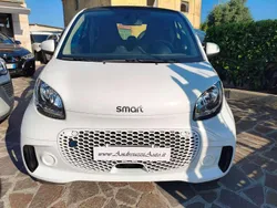 Bianco Usata 2021 Smart ForTwo Electric Drive Passion Due volumi | 11.500 € (Ottimo prezzo)
