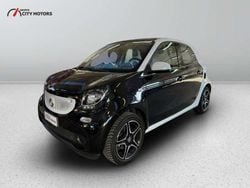 Nero Usata 2015 Smart ForFour Proxy Due volumi | 9900 € (Cara)
