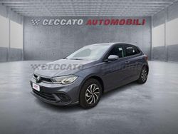 Grigio Usata 2024 VW Polo Life Tre volumi | 18.018 € (Ottimo prezzo)