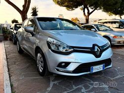 Grigio Usata 2018 Renault Clio IV Tre volumi | 6900 € (Buon prezzo)