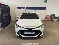 Bianco Usata 2019 Toyota Corolla Hybrid Active Tre volumi | 16.630 € (Buon prezzo)