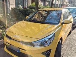 Giallo Usata 2022 Kia Rio Tre volumi | 12.500 €