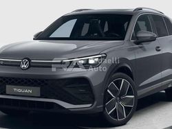 Grigio Nuova 2025 VW Tiguan R-line Plus SUV | 45.300 €