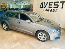 Grigio Usata 2019 Audi A3 Sportback Sport Due volumi | 16.500 € (Super prezzo)