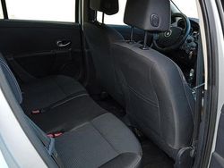 Usata 2009 Renault Clio II Dynamique Tre volumi | 3500 € (Buon prezzo)