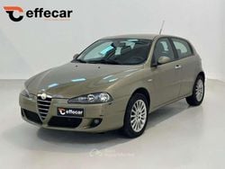 Beige Usata 2005 Alfa Romeo 147 Due volumi | 2500 € (Buon prezzo)