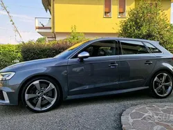 Grigio Usata 2019 Audi RS3 Ambiente Due volumi | 30.200 € (Ottimo prezzo)