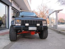 Nero Usata 1990 Jeep Cherokee SUV | 18.000 €