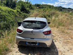 Grigio Usata 2017 Renault Clio IV Tre volumi | 8000 € (Buon prezzo)