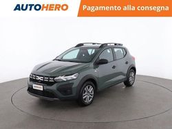 Verde Usata 2023 Dacia Sandero Essentiel Tre volumi | 14.699 € (Buon prezzo)